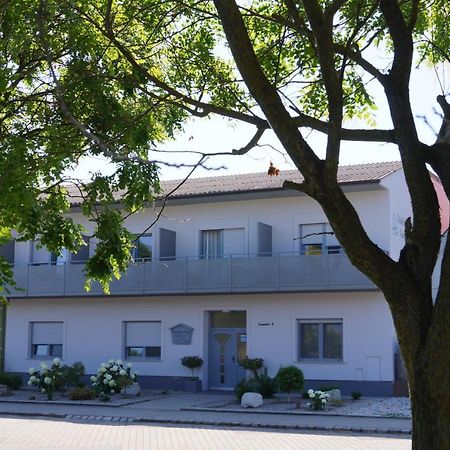 Gaestehaus Gisch Sandra 포돌스돌프앰씨 외부 사진